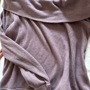 Women's Ribbed Sweater - Purple